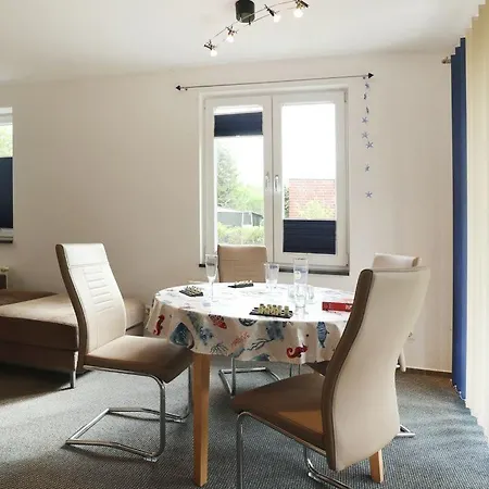 Captain Huk Apartment *