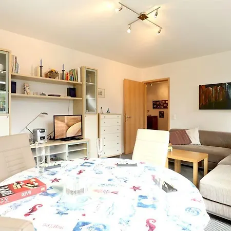Captain Huk Apartment *