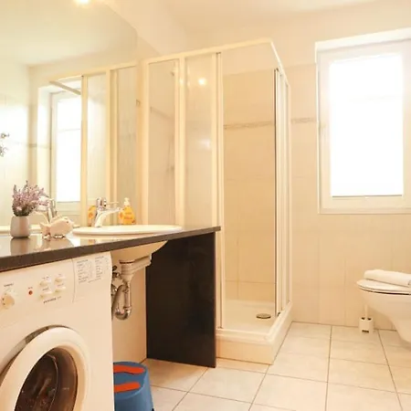 Captain Huk * Tarnewitz