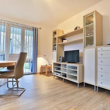 Captain Huk Apartment *